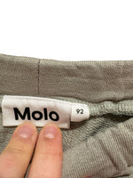 MOLO, 92 (2)